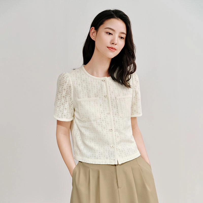 茵曼 法式小香风挑孔圆领纽扣短袖衬衫 女款 梨花杏