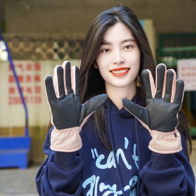 匹克 甜美小格纹流苏 保暖亲肤显气质 三件套 绒线围巾 女款