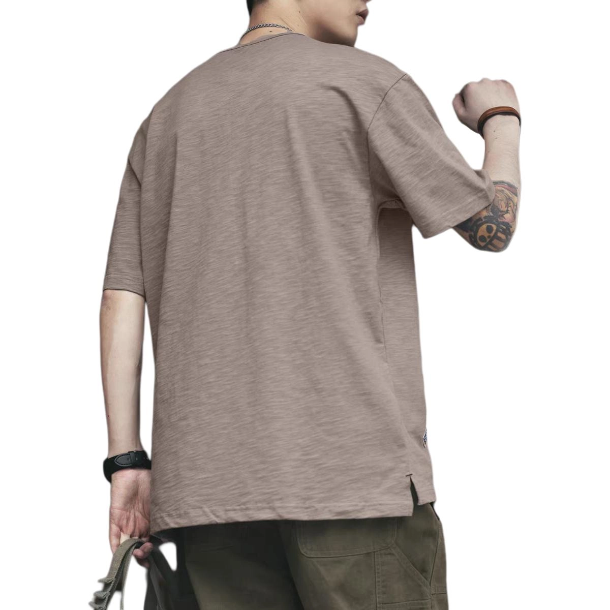 Devanro T