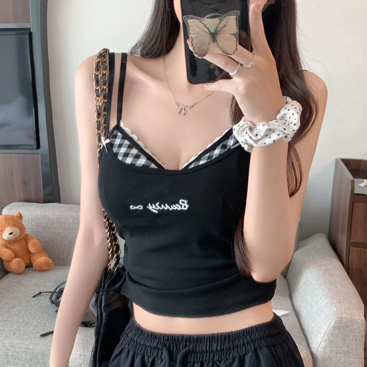 依钗 时尚撞色蕾丝格子假两件辣妹吊带 显瘦显胸大纯欲内搭背心 女款