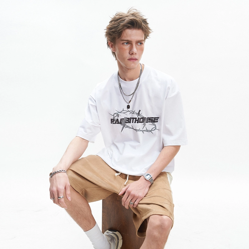 Rabbit House t T