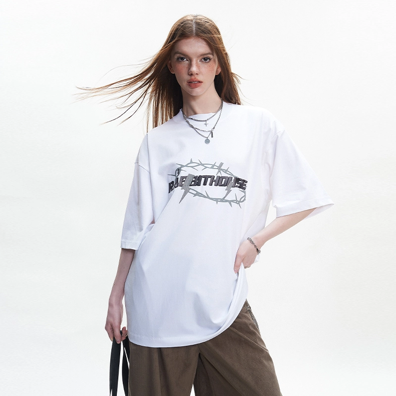 Rabbit House t T