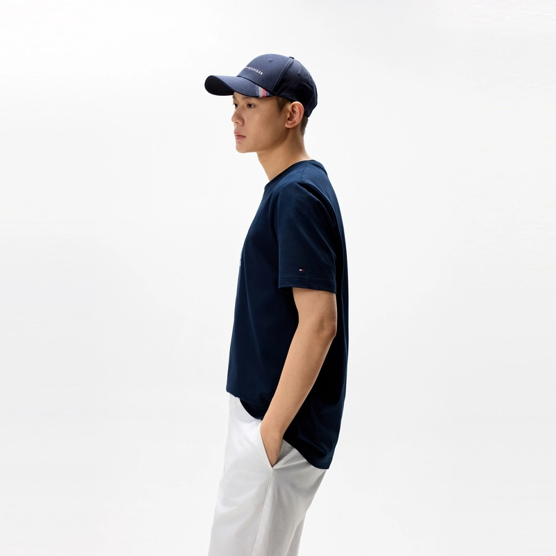 Tommy Hilfiger T