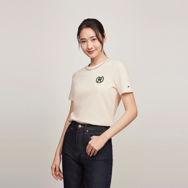 Tommy Hilfiger T