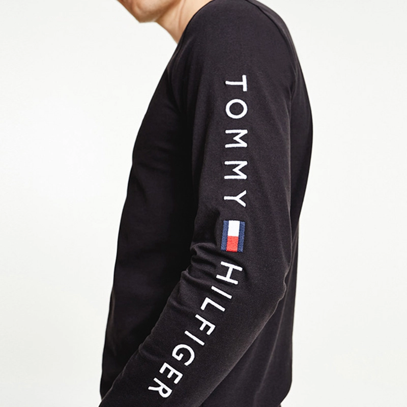 Tommy Hilfiger T