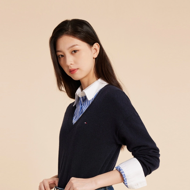 Tommy Hilfiger V