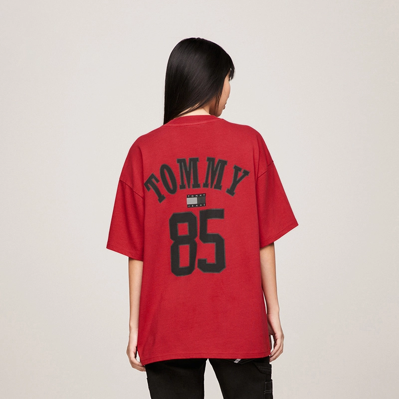 Tommy Hilfiger T