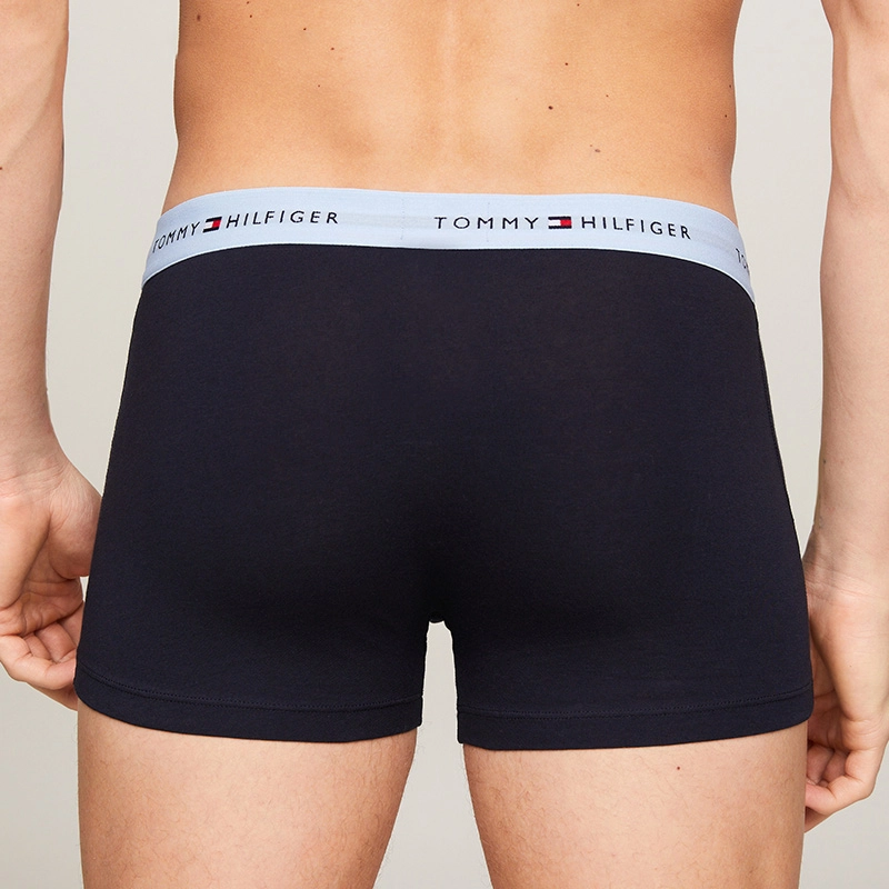 Tommy Hilfiger 3