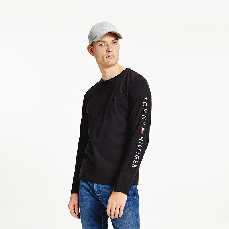 Tommy Hilfiger T