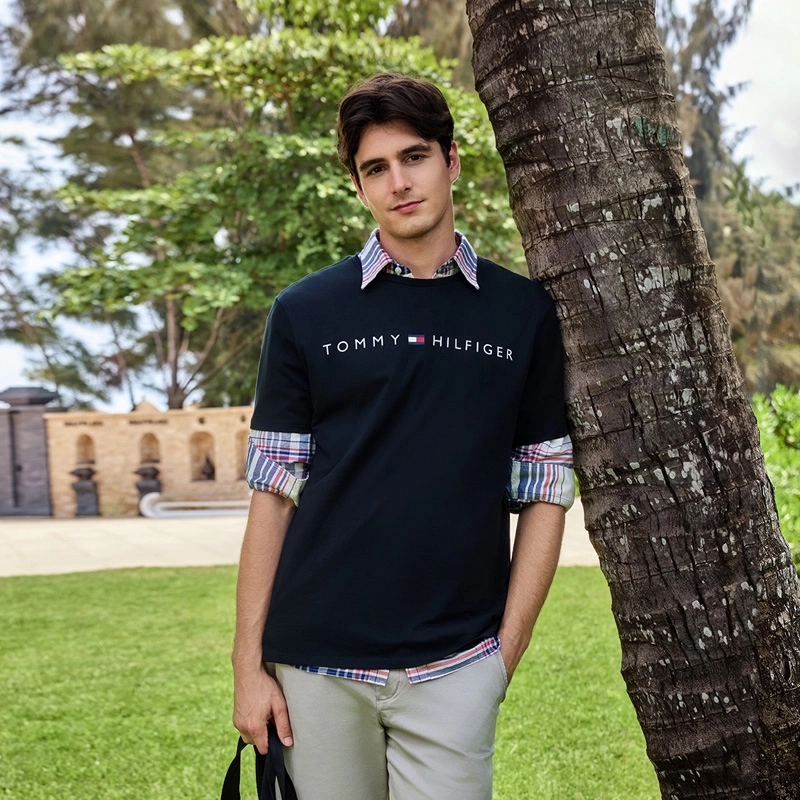Tommy Hilfiger T