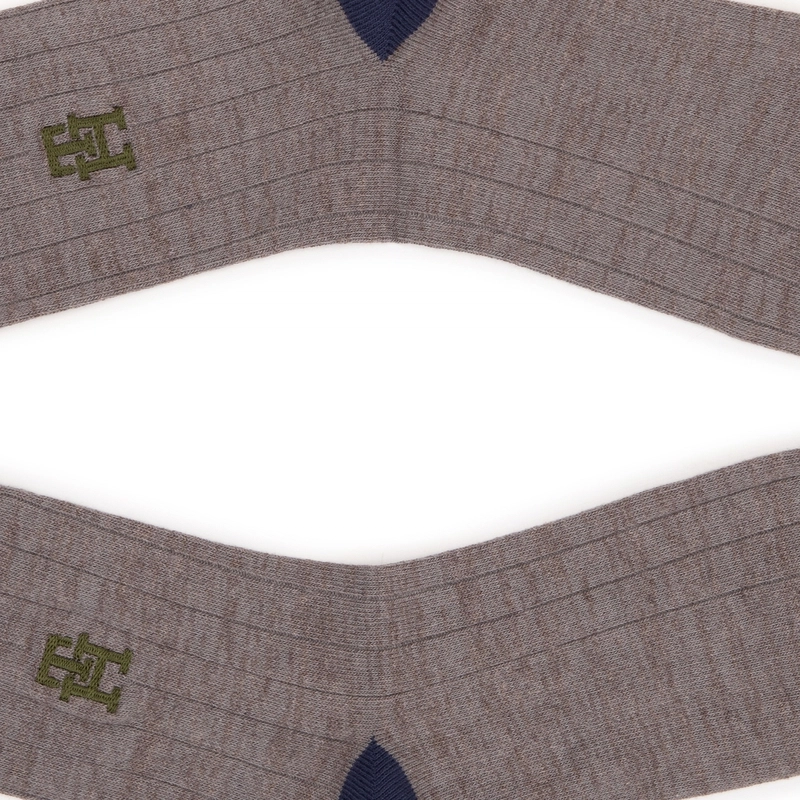 Tommy Hilfiger 1