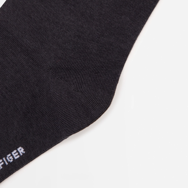 Tommy Hilfiger 2