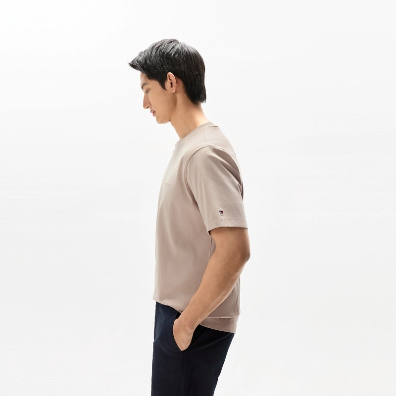 Tommy Hilfiger T