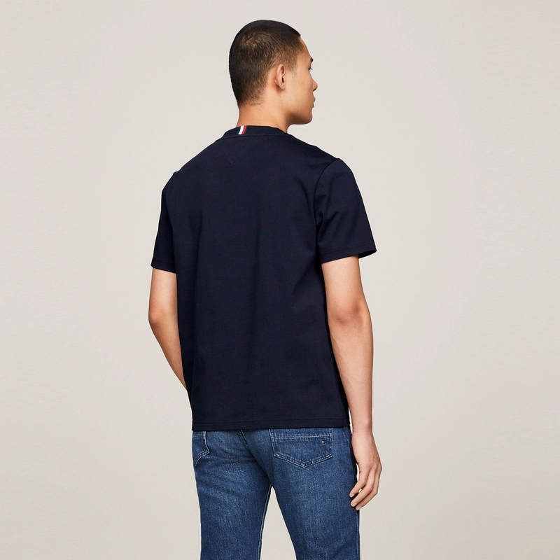 Tommy Hilfiger T