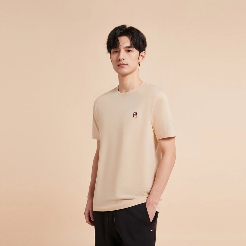 Tommy Hilfiger SS23 T