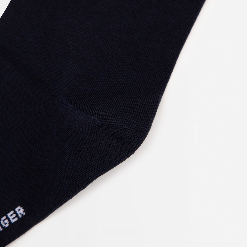 Tommy Hilfiger 2