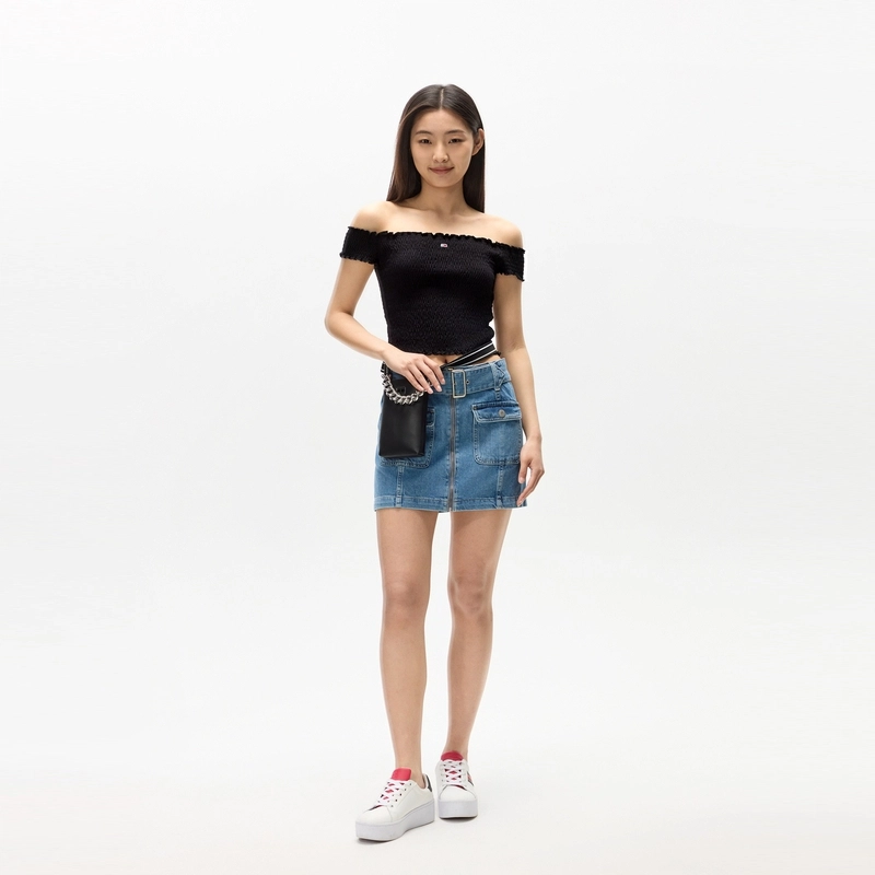 Tommy Hilfiger T