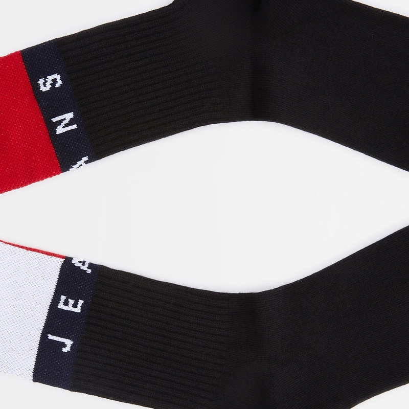 Tommy Hilfiger 1