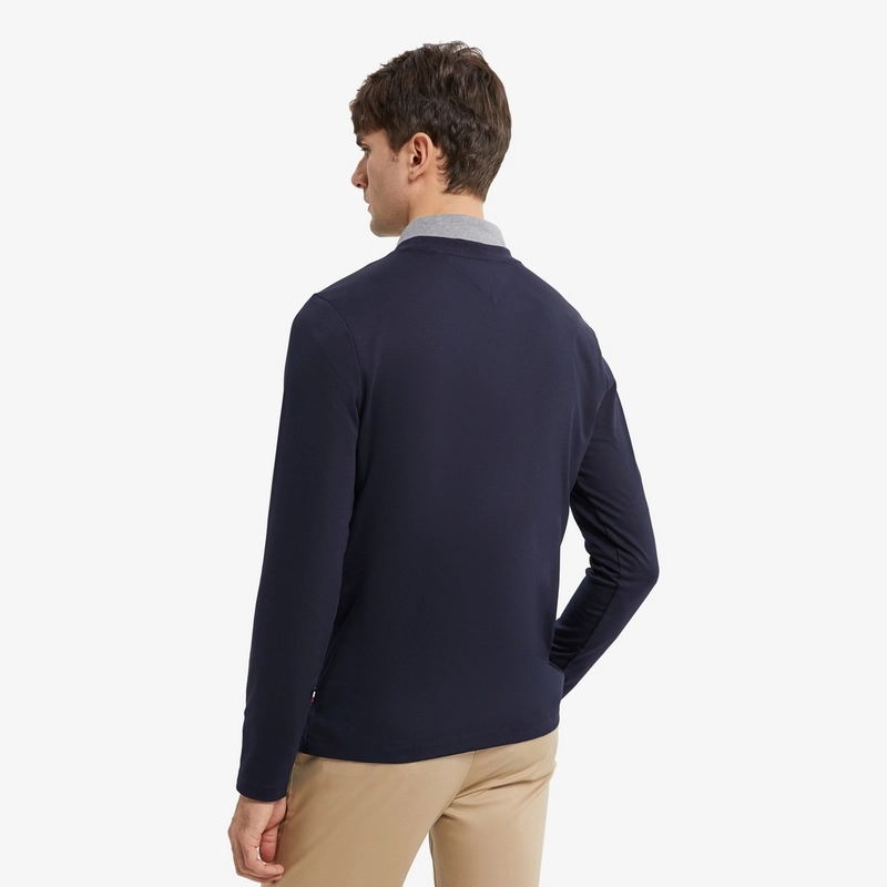 Tommy Hilfiger T