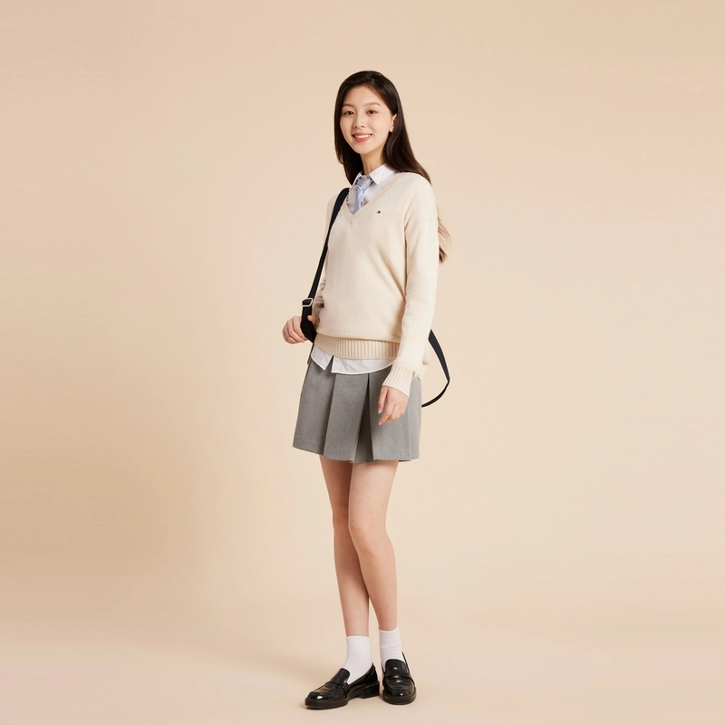 Tommy Hilfiger V