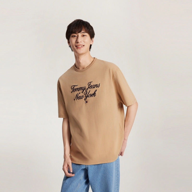 Tommy Hilfiger logoT