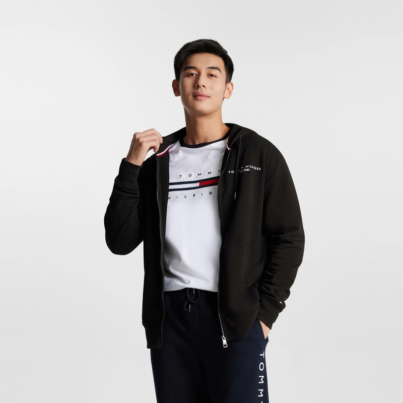 Tommy Hilfiger