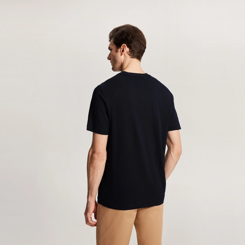 Tommy Hilfiger T