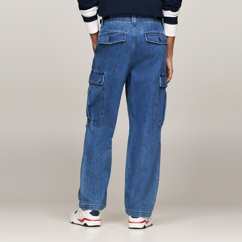 Tommy Hilfiger
