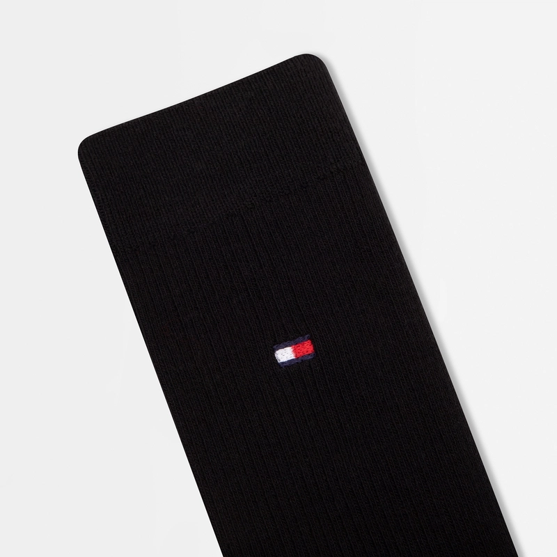 Tommy Hilfiger 1