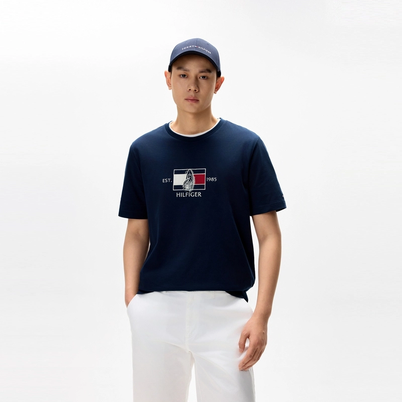 Tommy Hilfiger T