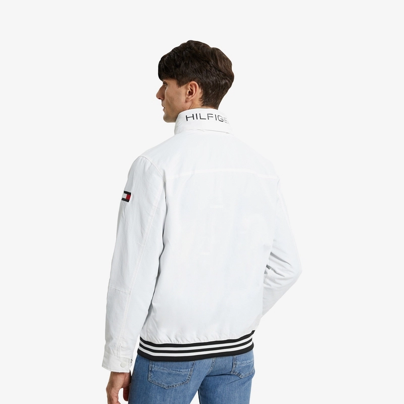 Tommy Hilfiger Logo