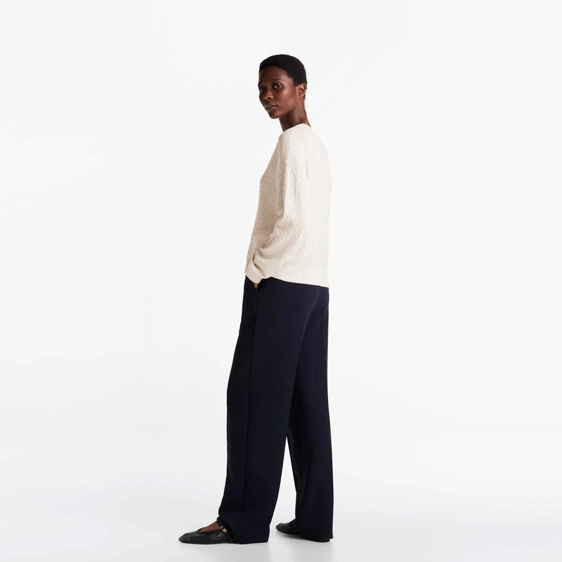 Tommy Hilfiger V