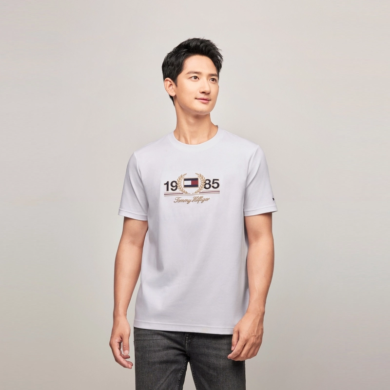 Tommy Hilfiger logoT