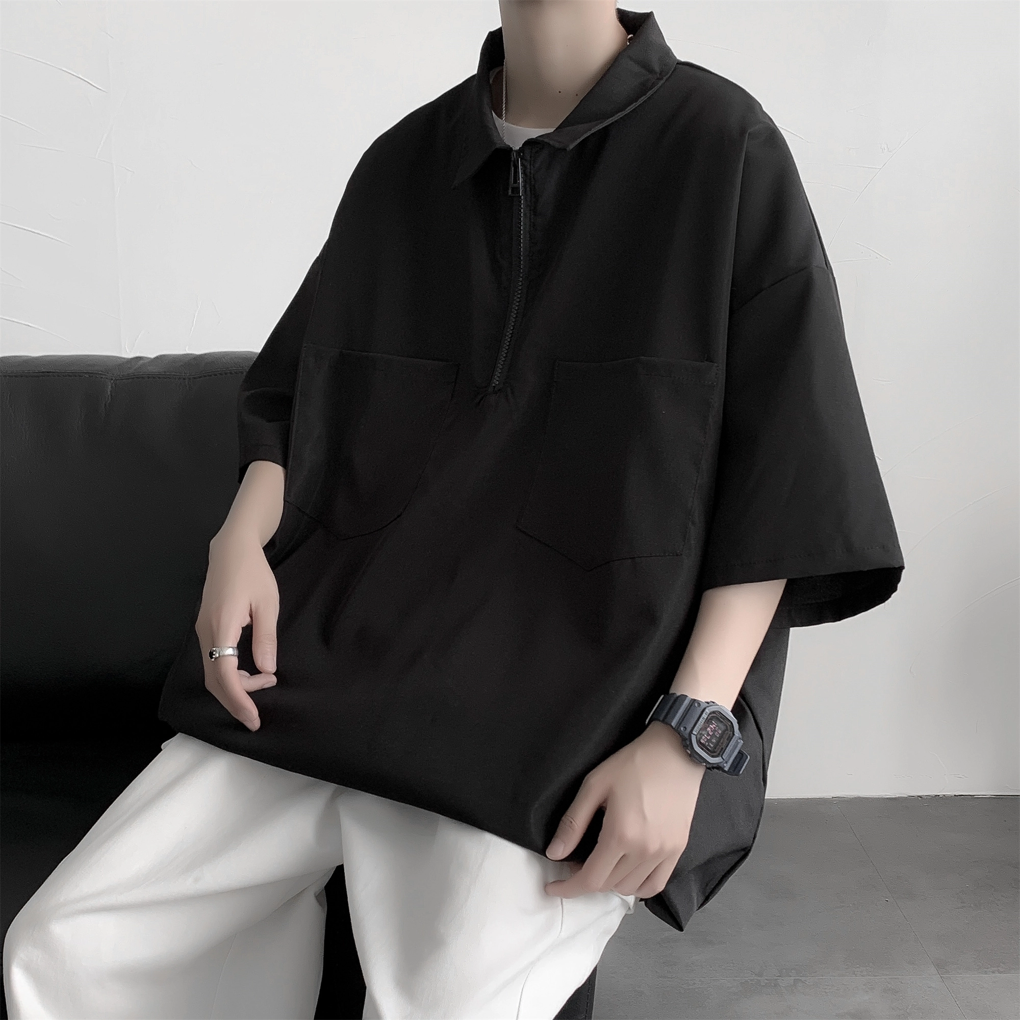 Double dealer T