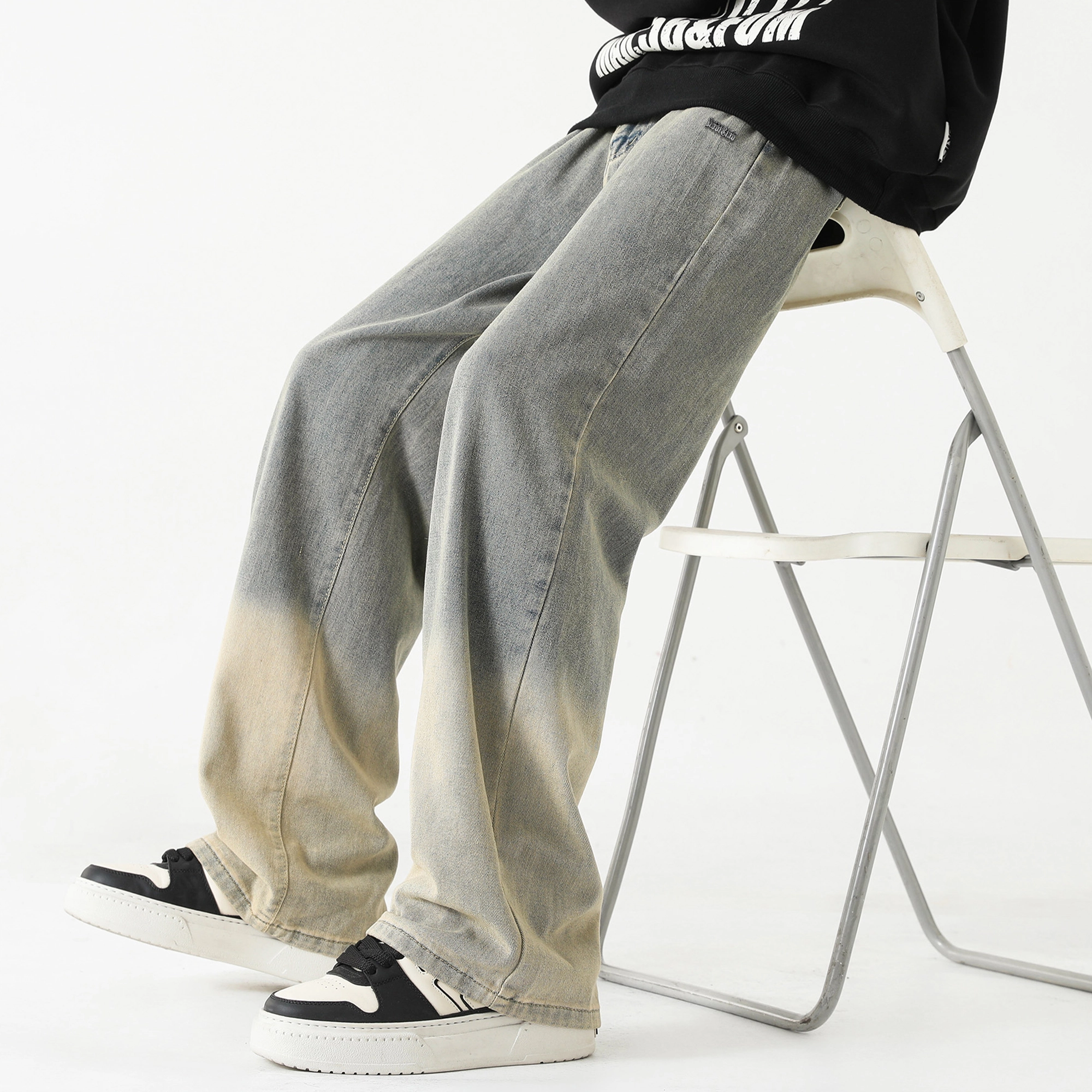 Double dealer Logovibe