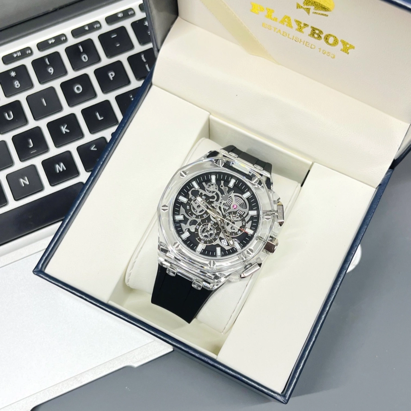 Playboy HH.3082-L