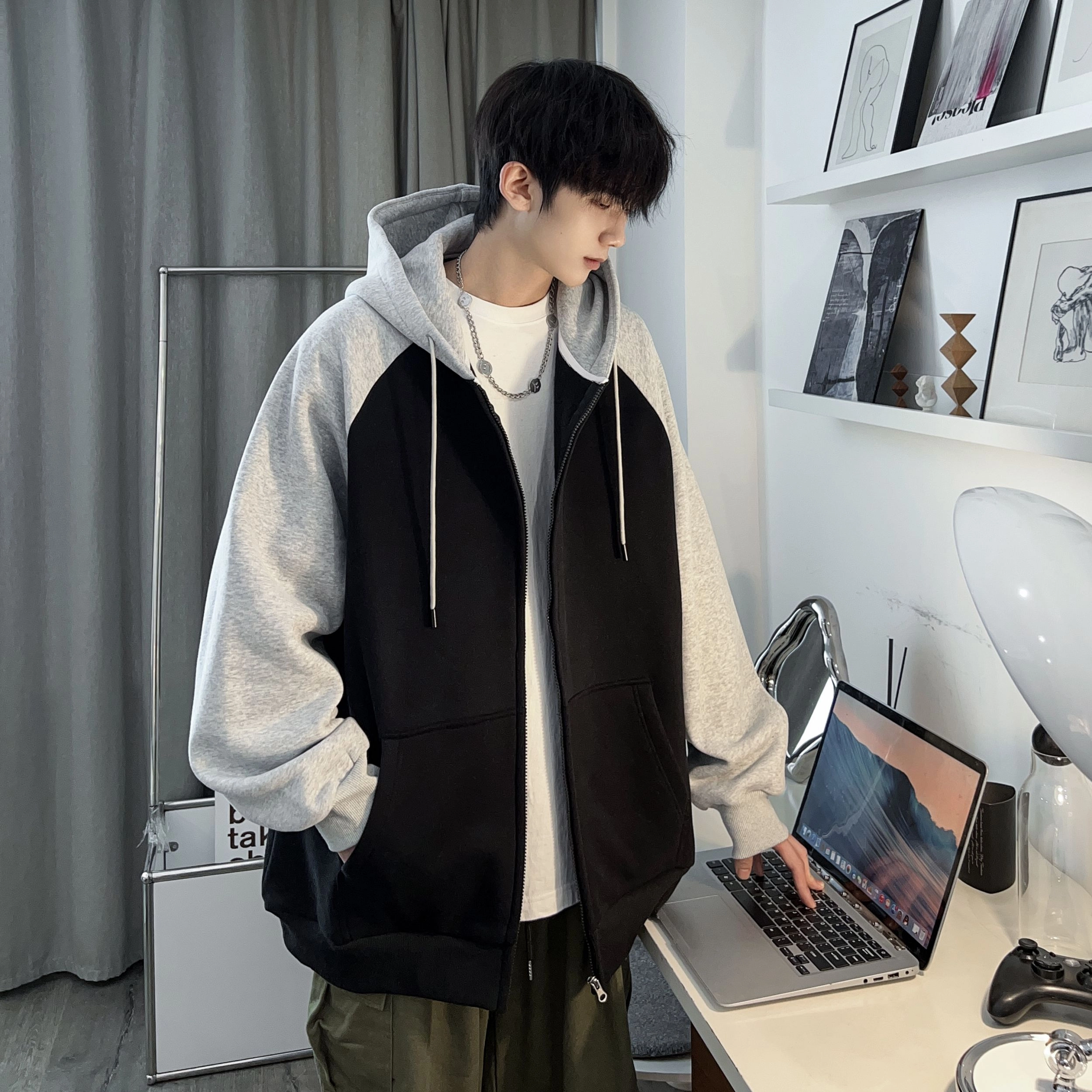 ZONEiD