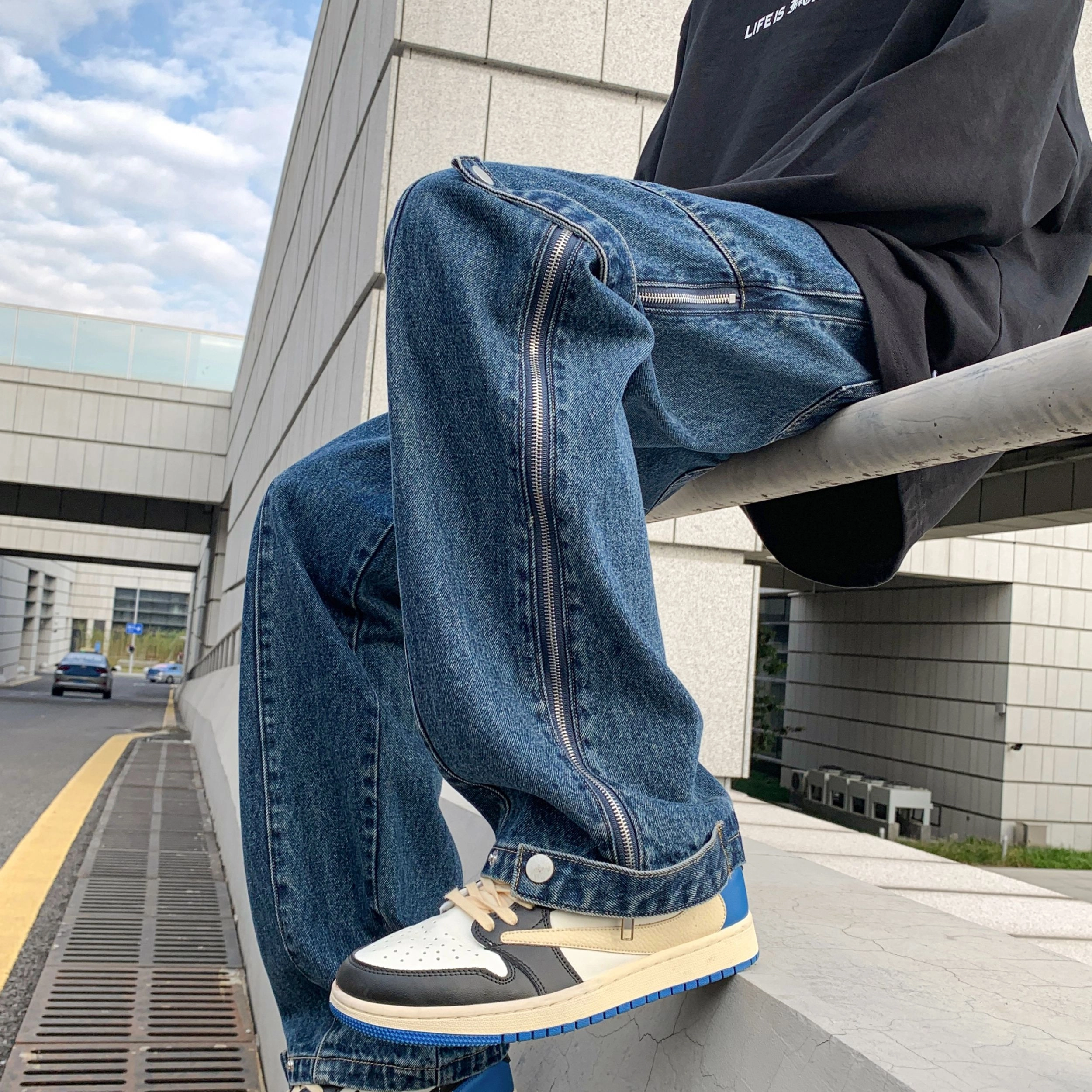 ZONEiD