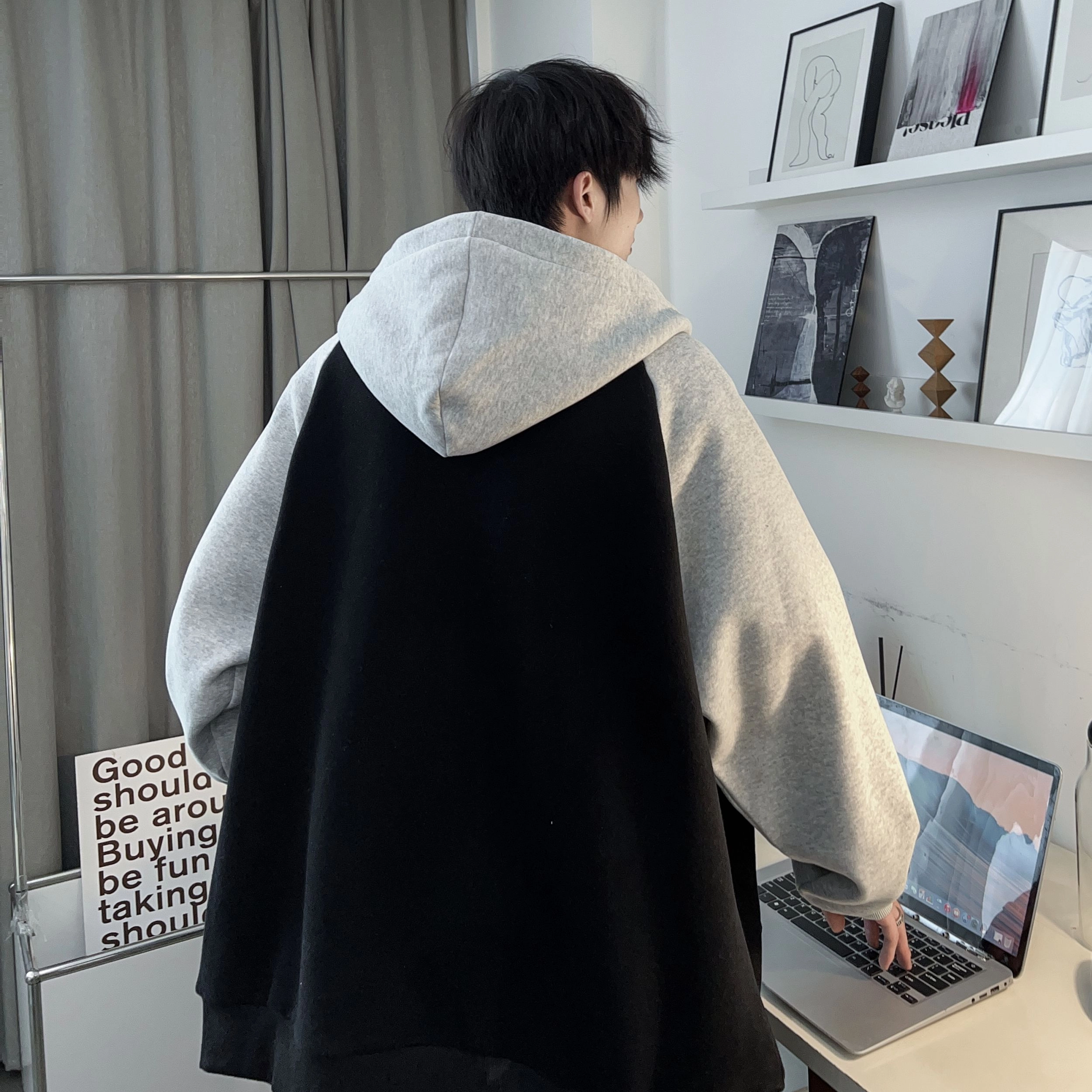 ZONEiD