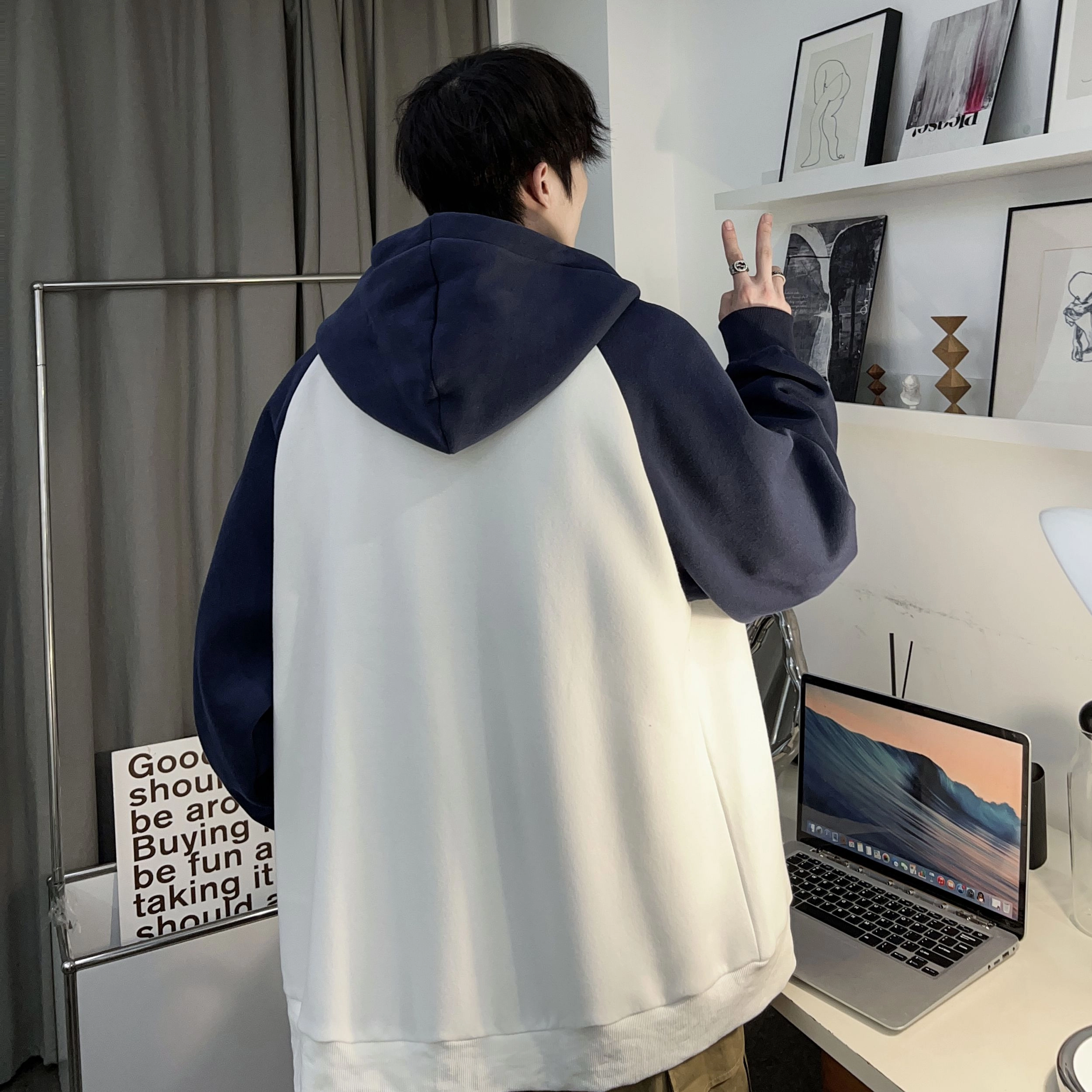 ZONEiD
