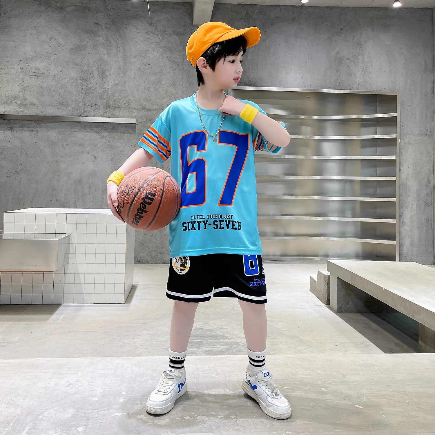 ULOVAZN 67