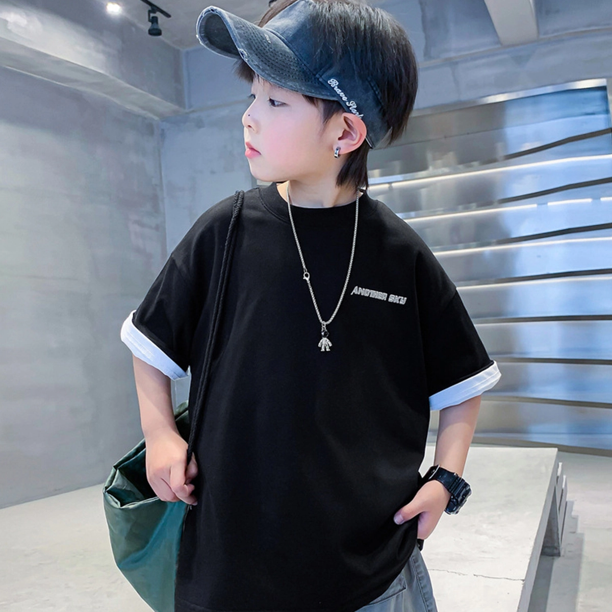 ULOVAZN T T