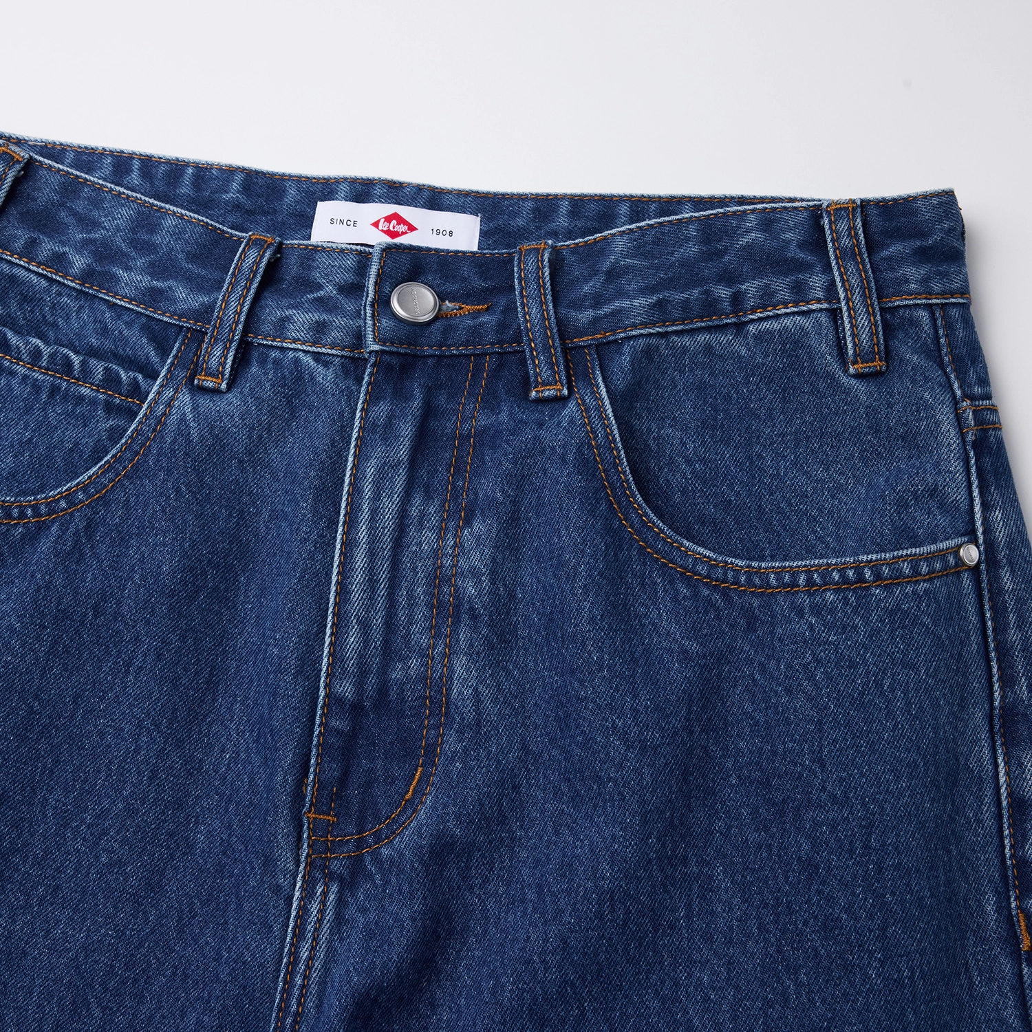 Lee Cooper