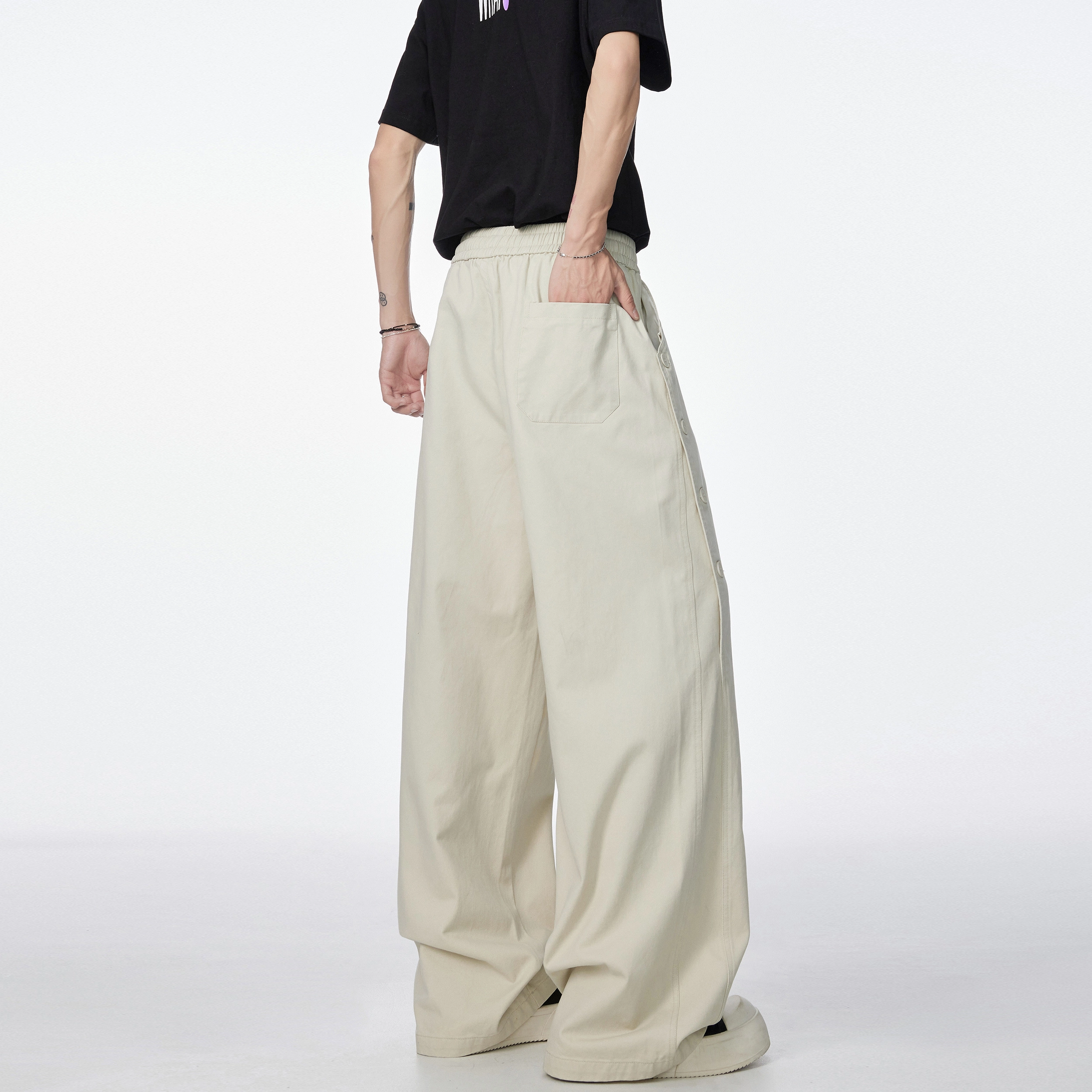 Lee Cooper