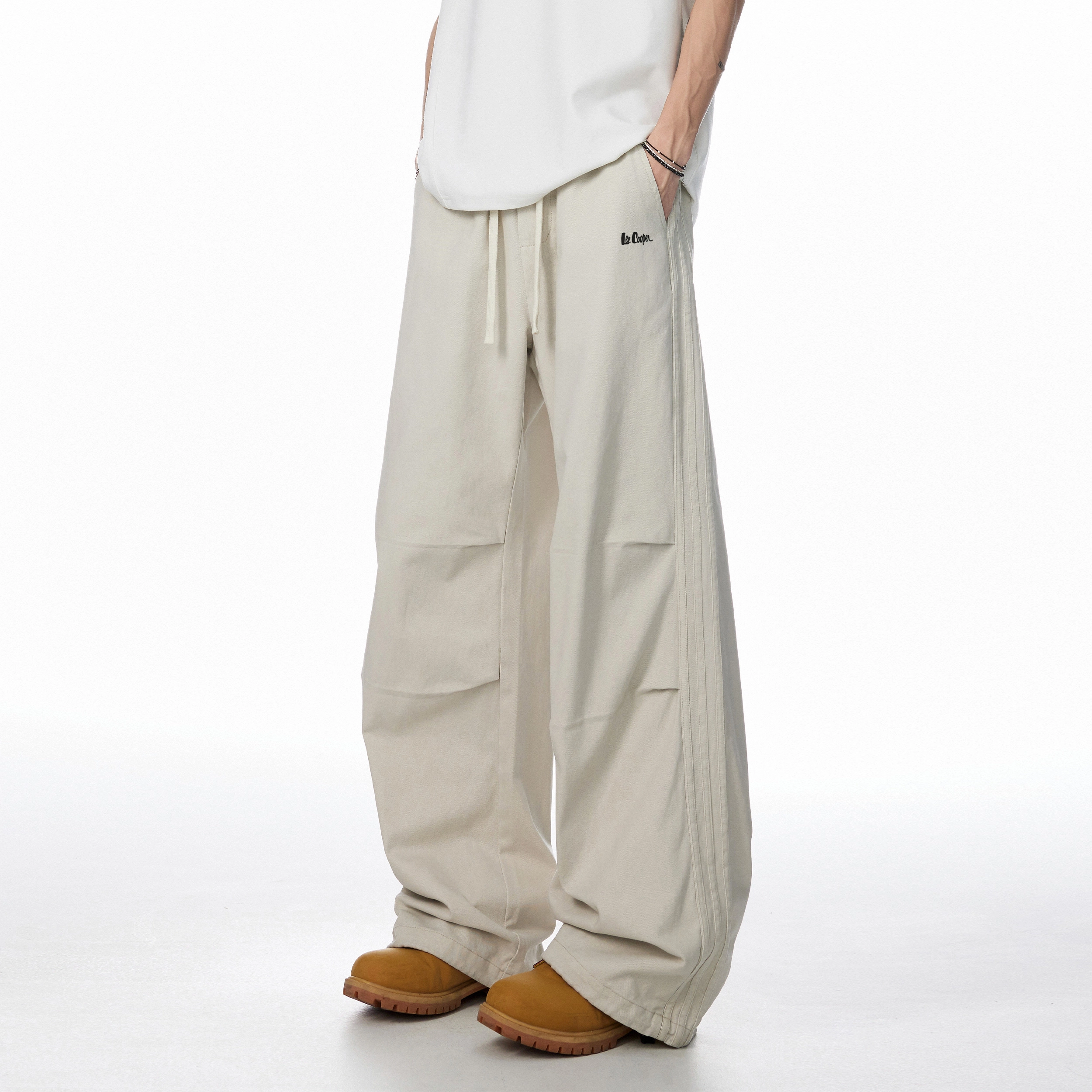 Lee Cooper