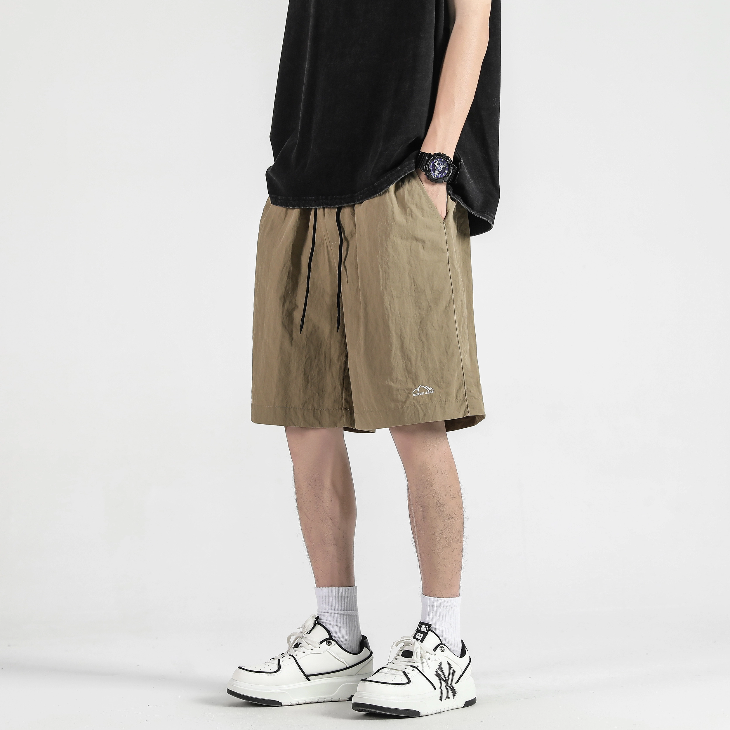 AWAO