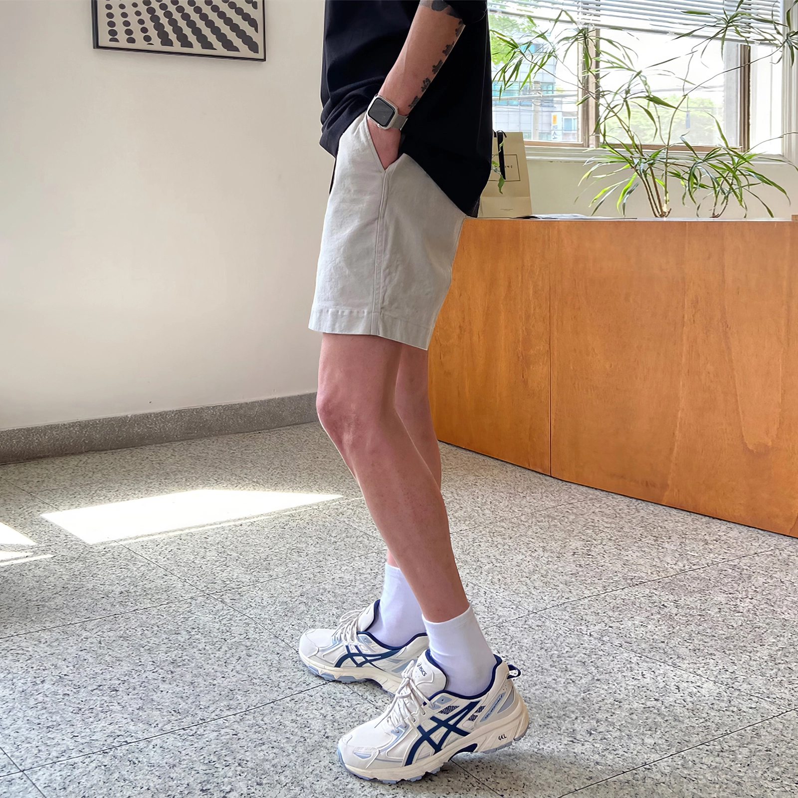 我是大卫 韩版时尚高级感直筒小众设计百搭宽松休闲短裤 男女同款 浅灰色
