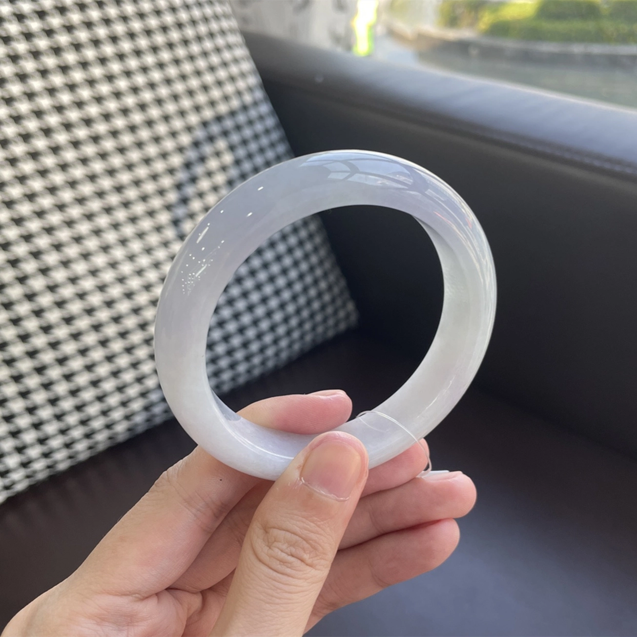 翠亨祥 淡紫气质大气 糯种 翡翠手镯 女款