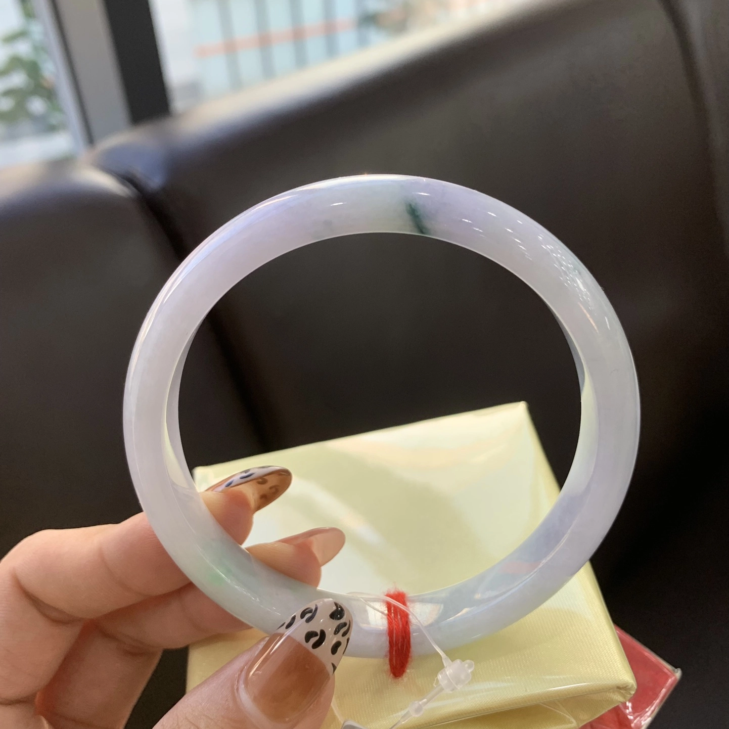 翠亨祥 糯化春彩气质优雅大圈口 糯种 翡翠手镯 女款
