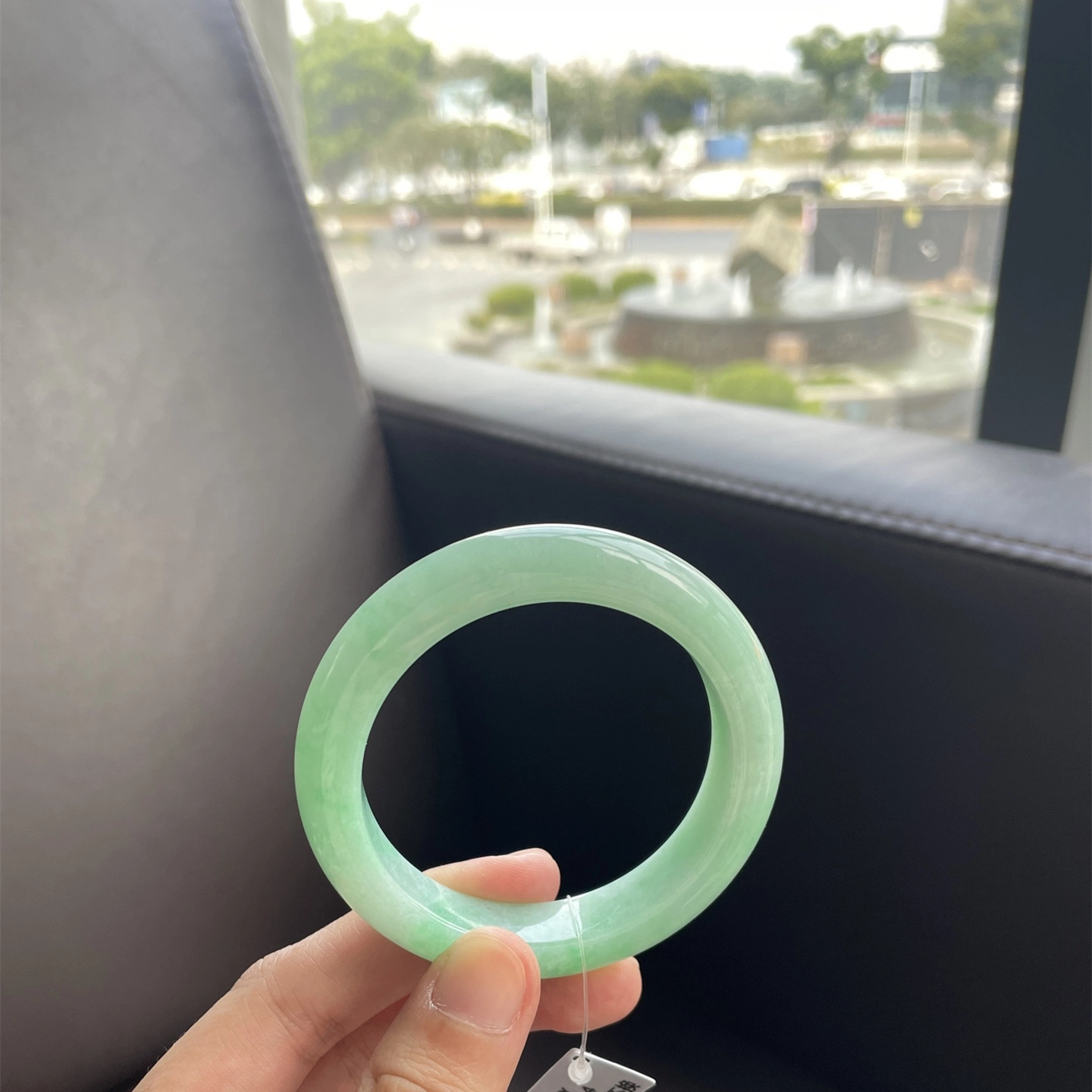 翠亨祥 精致优雅果绿 糯种 翡翠手镯 女款